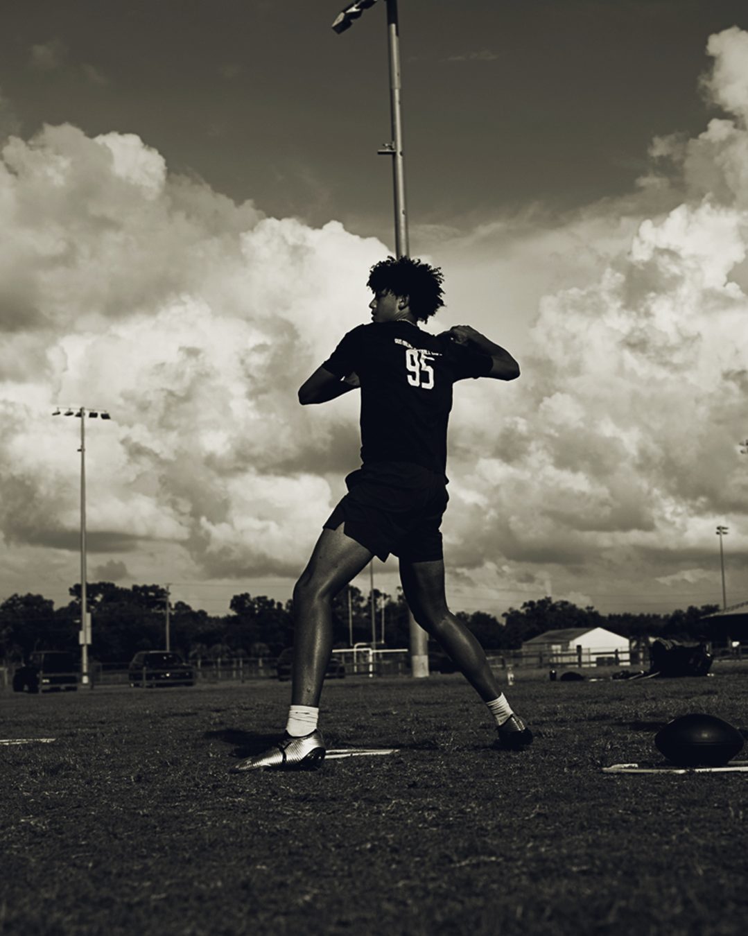 Davin Davidson throwing